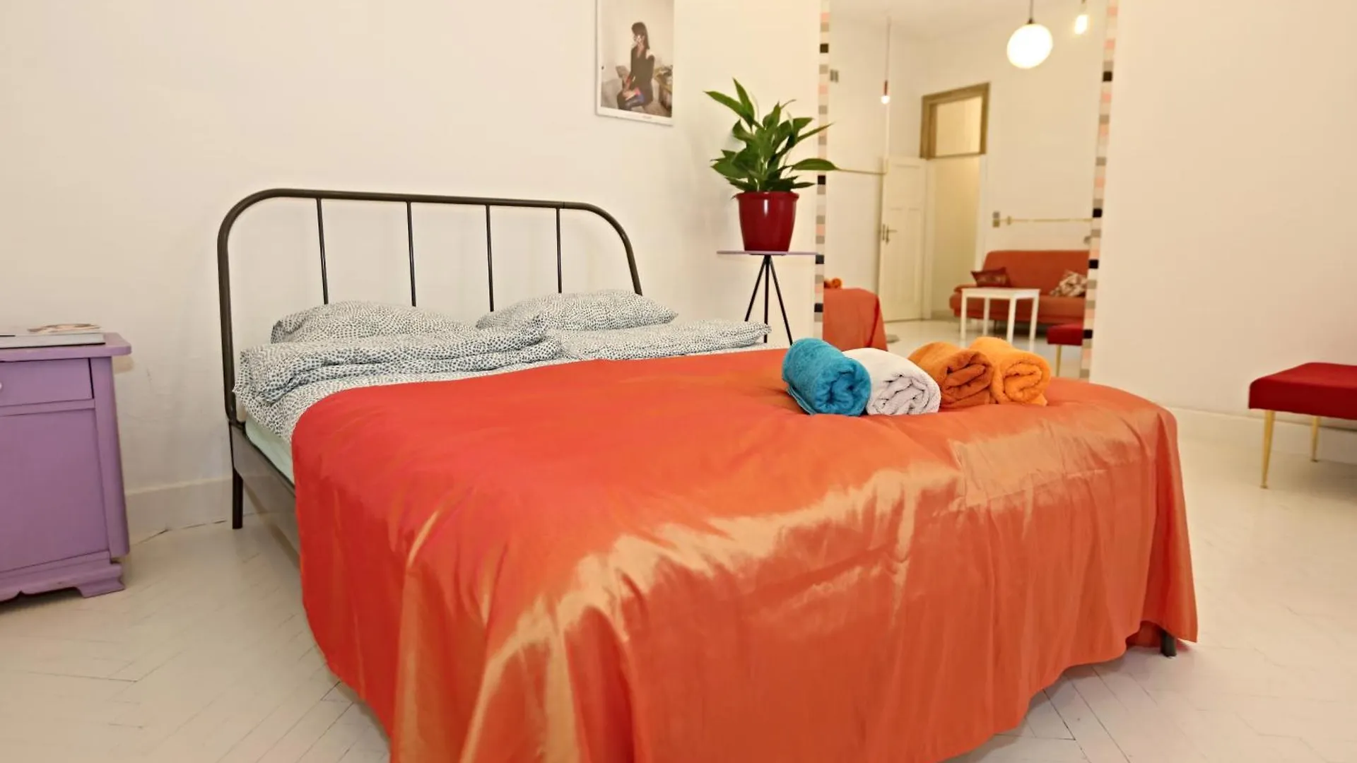 Pop Apartment Nowogrodzka Warsaw