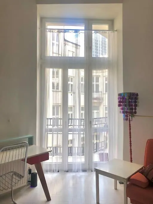 Pop Apartment Nowogrodzka Warsaw