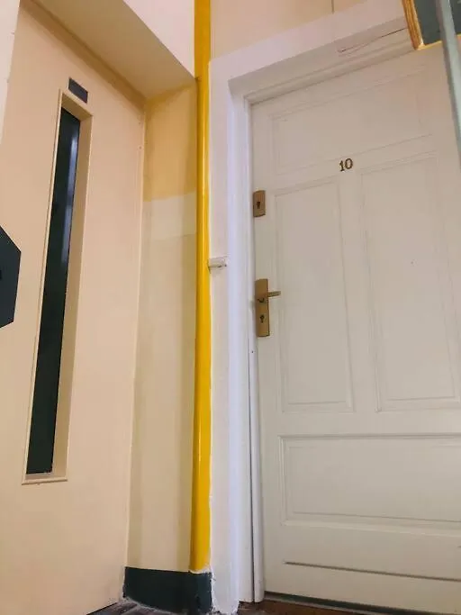 Pop Apartment Nowogrodzka Warsaw