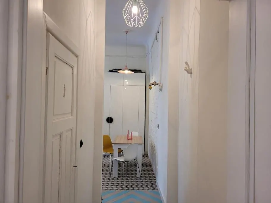 Pop Apartment Nowogrodzka Warsaw