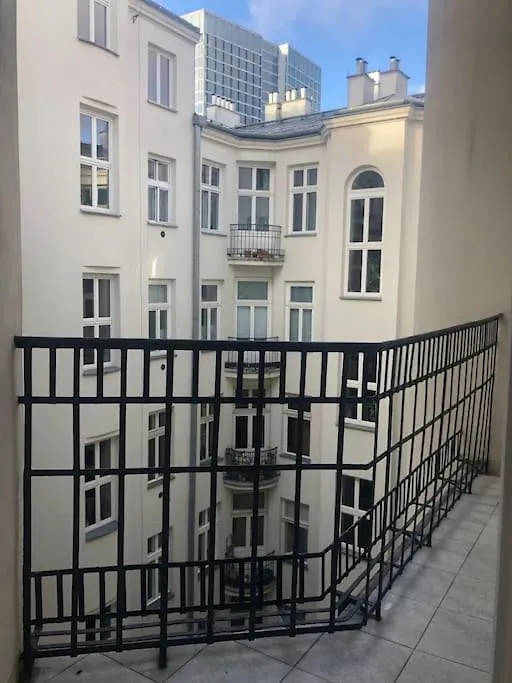 Pop Apartment Nowogrodzka Warsaw
